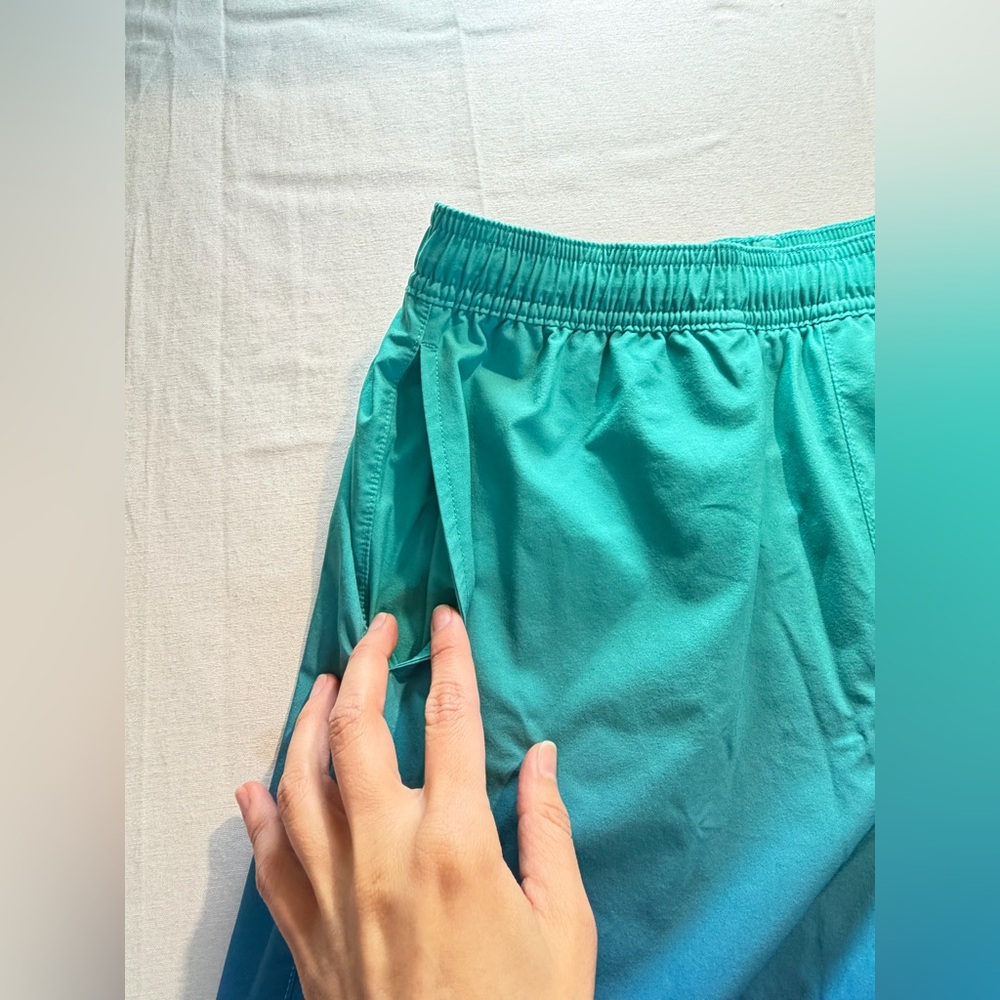 Chubbies Ombre Teal Blue Swim Trunks Men’s Small 7" Inseam Lined - Picture 4 of 8